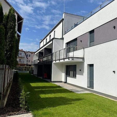 Oasis Beach Apartman Hajduszoboszlo Exterior photo
